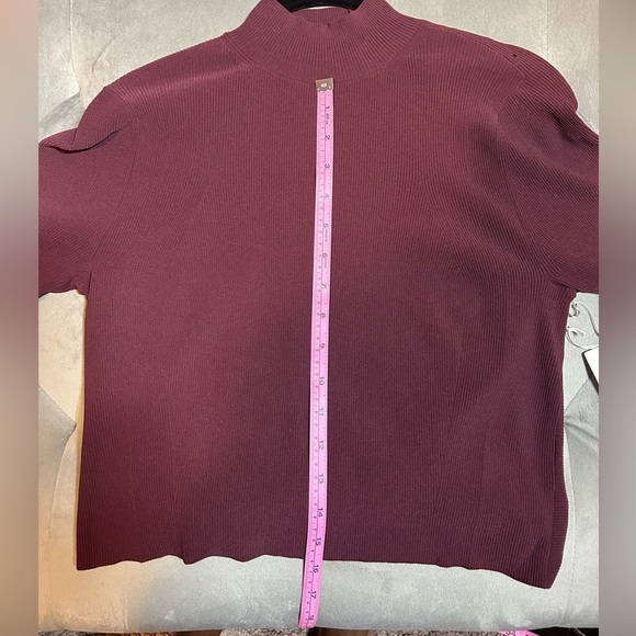 Lululemon Athletica Garnet Ribbed-Knit Twist Back Mockneck Sweater. - Picture 8 of 10